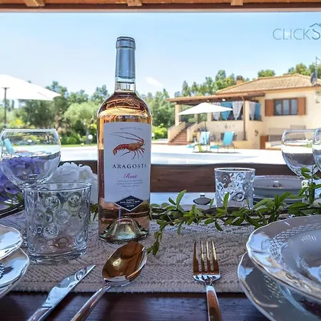 Marlena With Pool For Exclusive Use For 10 People Βίλα *