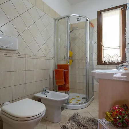 Marlena With Pool For Exclusive Use For 10 People *