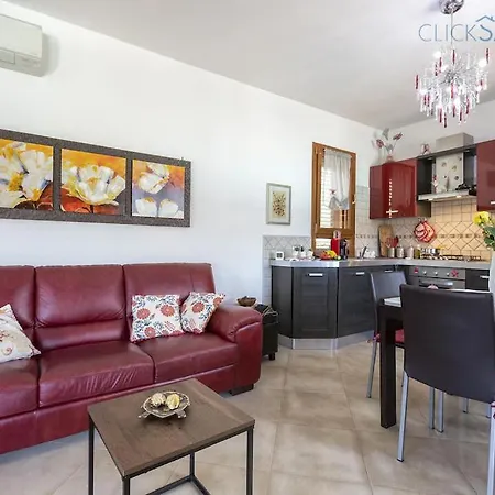 Marlena With Pool For Exclusive Use For 10 People Βίλα *