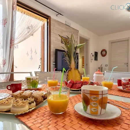 Marlena With Pool For Exclusive Use For 10 People