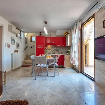 Marlena With Pool For Exclusive Use For 10 People *