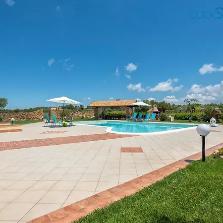 Marlena With Pool For Exclusive Use For 10 People *